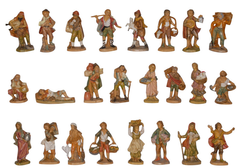 Set 24 Pastori adatti a Presepe da 10 cm.