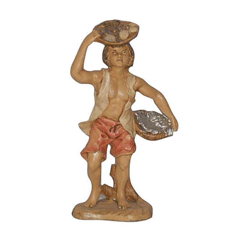 Statuina con pesci per Presepe da 13 cm.
